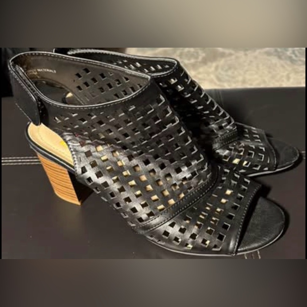Elegant Ladies Wear Ever Sophia Shoes Size 9M